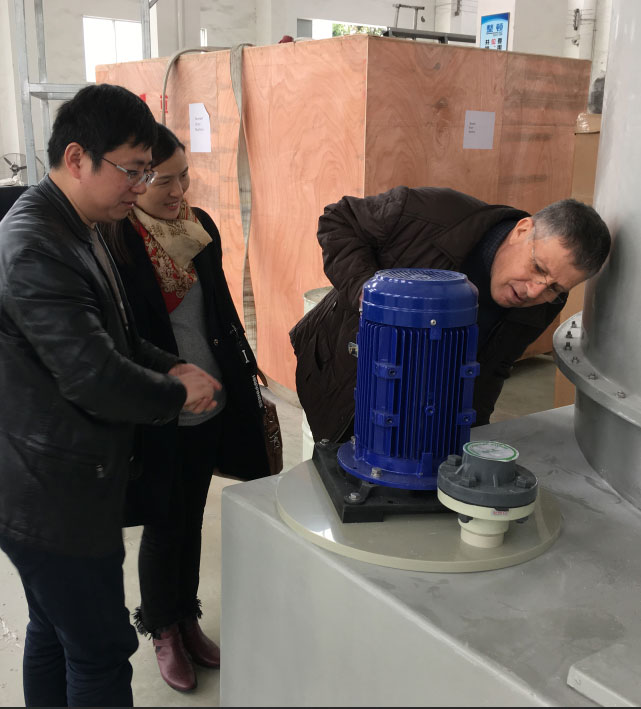 土耳其客戶來超日凈化驗(yàn)貨