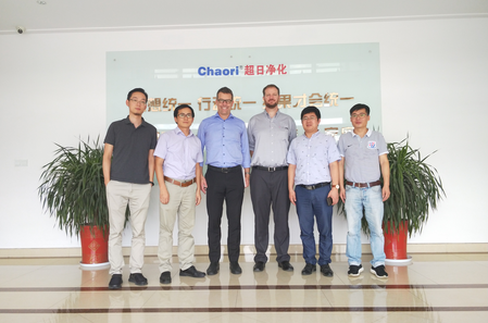 超日凈化再拓海外市場(chǎng) 加拿大客人熱情來(lái)訪(fǎng)